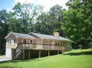 151 Dogwood Hill Dr, Tamassee, SC 29686