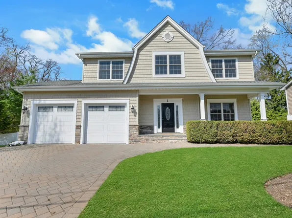 1 Lindy Pl, Old Tappan, NJ 07675
