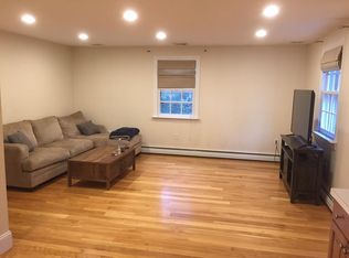 14 Curve St, Lexington, MA 02420