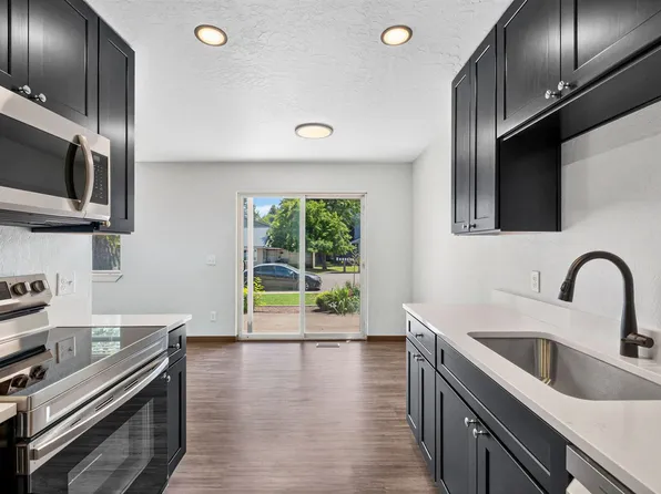 103 E. 12th Ave - Remodeled 2-Bedroom Apartments in Post Falls, 103 E 12th Ave #D, Post Falls, ID 83854