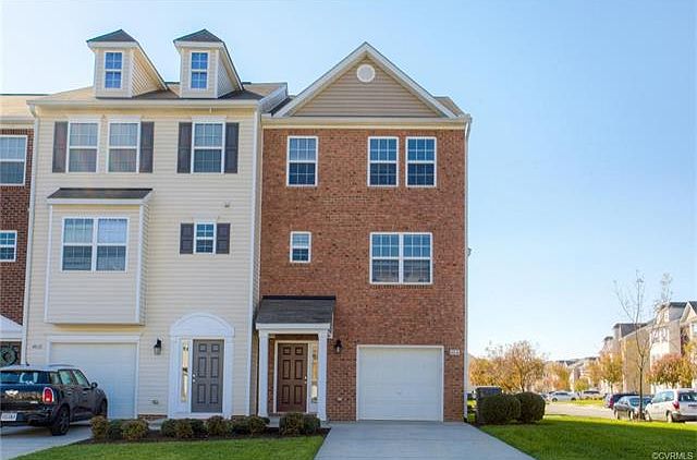1st image of 4816 Sapphire Dr #51