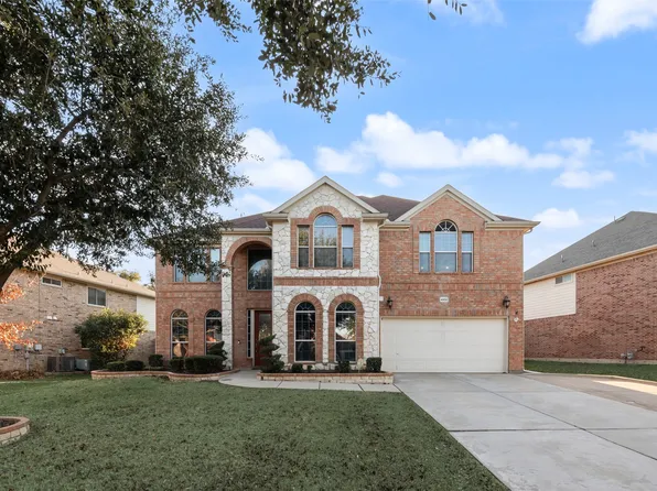 4902 Spring Lake Pkwy, Mansfield, TX 76063