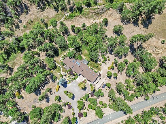 2nd image of 5920 Schulmeyer Rd