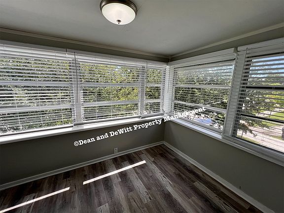 4th image of 932 10th St N #3