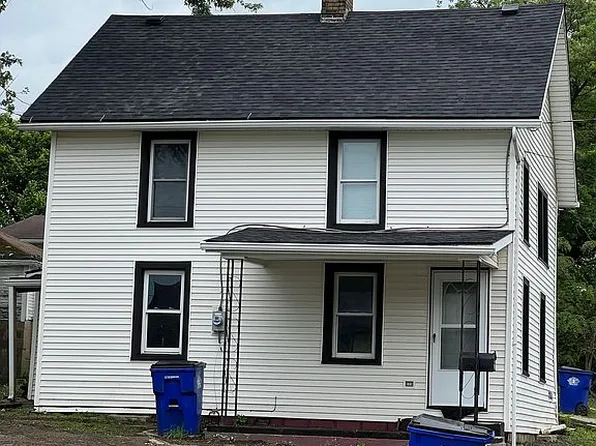 817 Ashbaugh Ln, East Liverpool, OH 43920