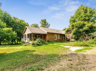 3496 Beetle Rd, Princeton, MN 55371