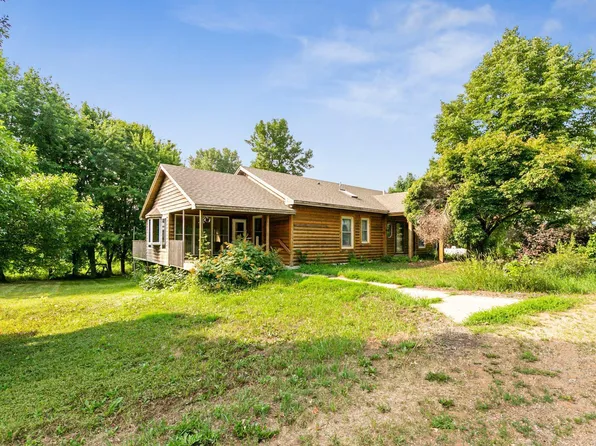 3496 Beetle Rd, Princeton, MN 55371