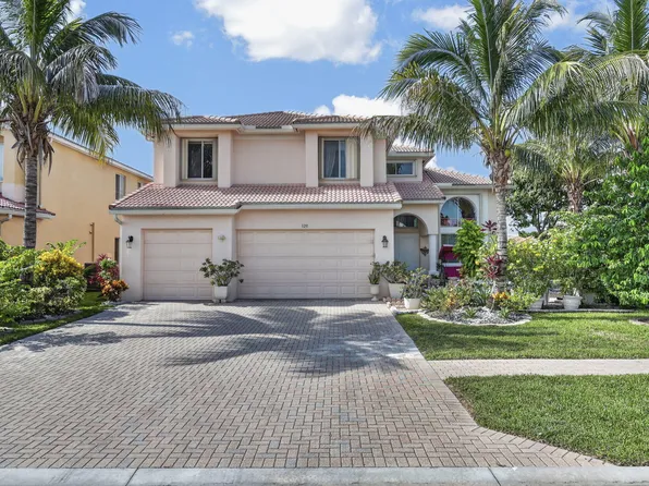 120 ISOLA Circle, Royal Palm Beach, FL 33411