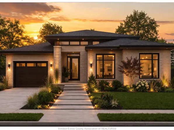 10 Sunningdale Dr, Leamington, ON N8H 0C5