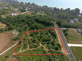 5166 Lower Lakeview Ridge Rd, Belgium, WI 53004