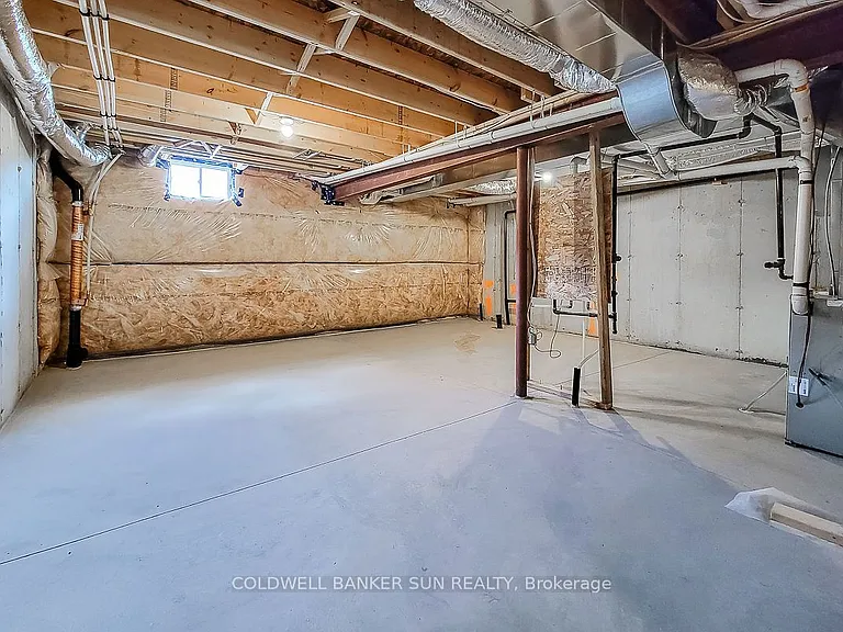 82 Pinot Cres — Photo 25