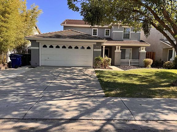 3rd image of 2020 Hickory Ct