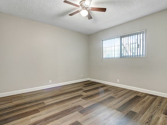 2nd image of 15210 Sherman Way #221
