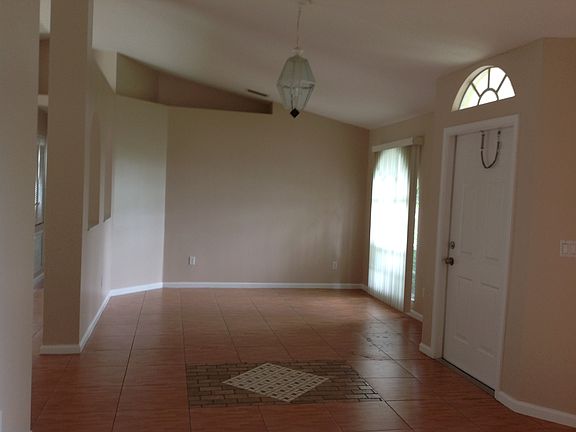 3rd image of 962 SW Paar Dr