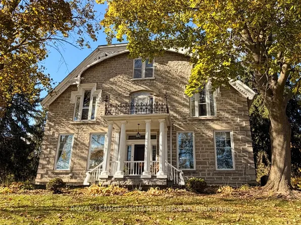 127 Jacob St, Cambridge, ON N3H 2T7