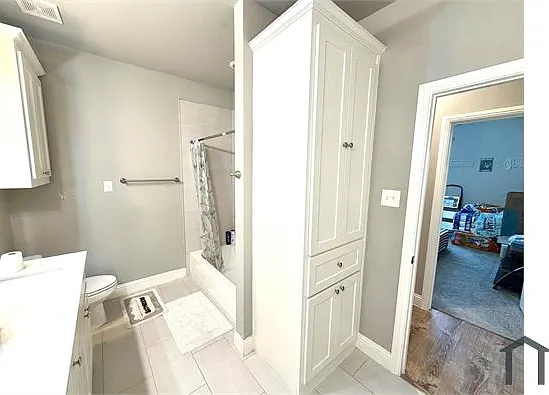 402 Coyote Creek Dr — Photo 12