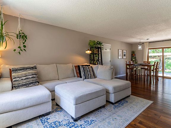 5th image of 213 Balboa Ave