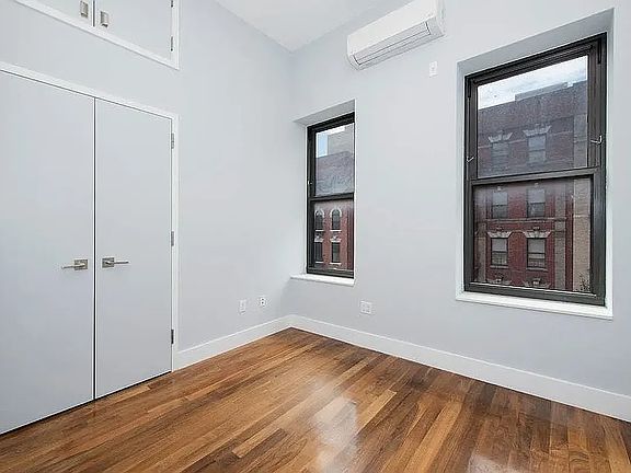 3rd image of 347 E 105th St APT 3W