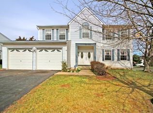 2 Dakota Trl, Branchburg, NJ 08876