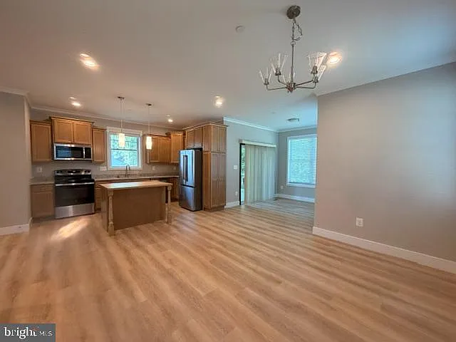 8836 Greenwood Ave — Photo 4