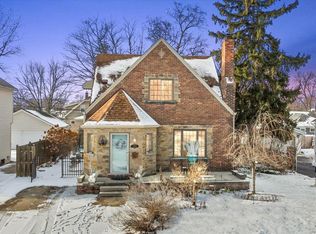 3003 Cumberland Rd, Berkley, MI 48072