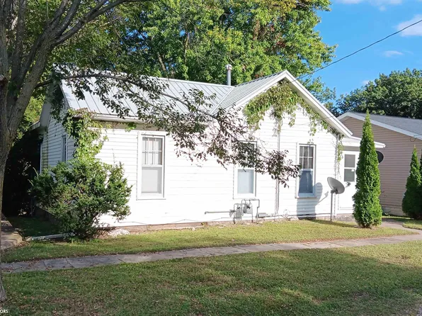 320 N Plane St, Burlington, IA 52601