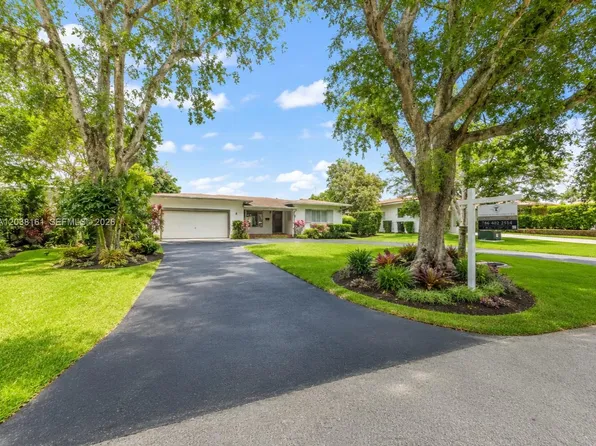 6121 SW 26th St, Miami, FL 33155