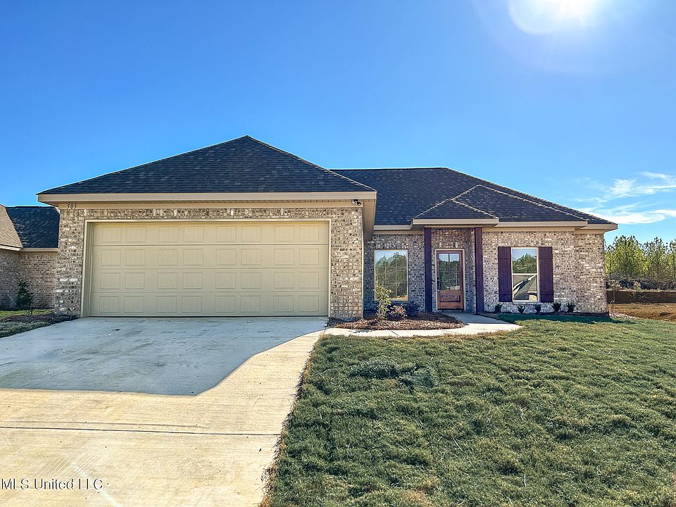 1st image of 503 Birchwood Blvd