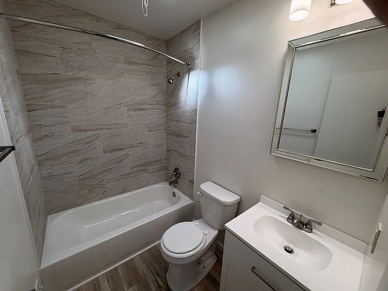 Mt Washington Manor — Photo 105