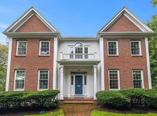 34 Upwey Rd, Wellesley, MA 02481