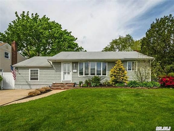 2nd image of 37 Copeland Pl
