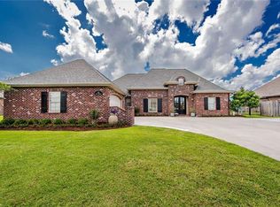 135 Bayou Lafourche Dr, Thibodaux, LA 70301