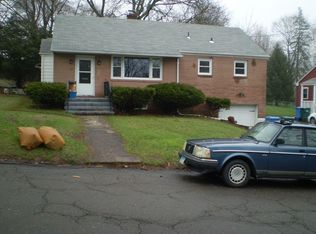 86 London Dr, Hamden, CT 06517