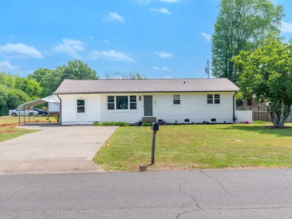 1601 Gusmus Ave, Muscle Shoals, AL 35661