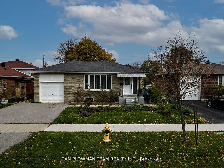 7 Berkham Rd — Photo 1
