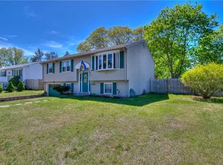 17 Marla Ct, Warwick, RI 02886