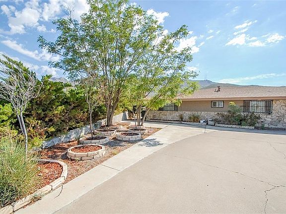 3rd image of 4320 Park Hill Dr