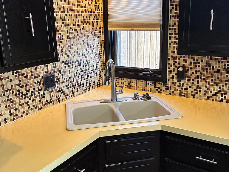 11713 Sprague Cir — Photo 13