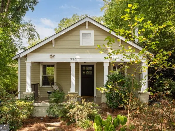 770 McLendon Dr, Scottdale, GA 30079