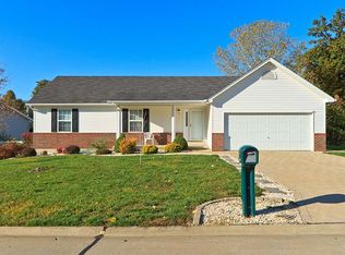 107 Stage Coach Landing Dr, Saint Peters, MO 63376