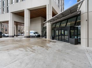 345 W Fullerton Pkwy APT 2106, Chicago, IL 60614
