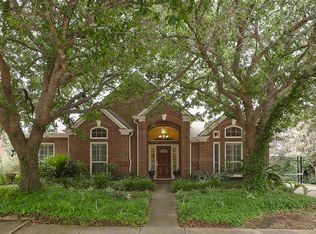 7306 Quiet Glen Dr, Sugar Land, TX 77479