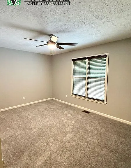 900 Clearbrook Crse SW — Photo 25