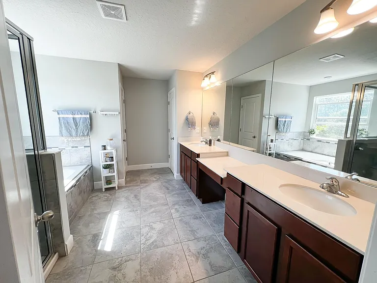 1585 Chelsea Manor Cir — Photo 21