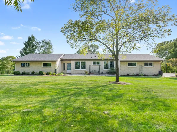 1921 E Hickman Rd, Nicholasville, KY 40356