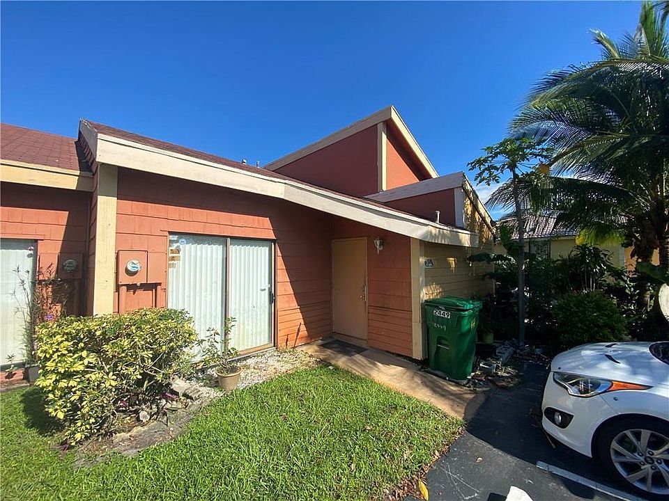1st image of 2449 NW 55th Avenue