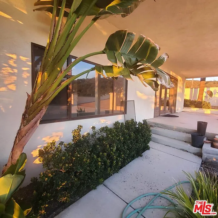 Building Photo - Parado Del Sol Dr