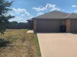 208 Prosperity Trl, Mc Gregor, TX 76657