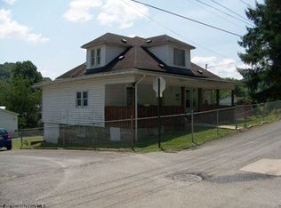 232 Locust Ave, Philippi, WV 26416