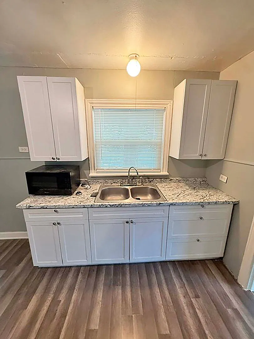 Nice 3 Bdrm 1 Bath Home in Gainesville Tx — Photo 4
